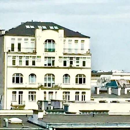 Most Central Loft Downtown
