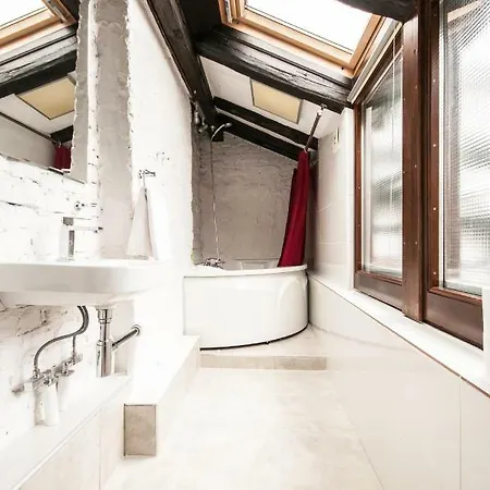 Most Central Loft Downtown *